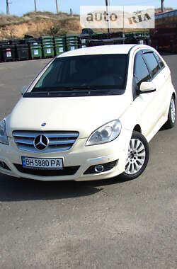 Хэтчбек Mercedes-Benz B-Class 2010 в Одессе