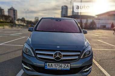 Хэтчбек Mercedes-Benz B-Class 2014 в Киеве