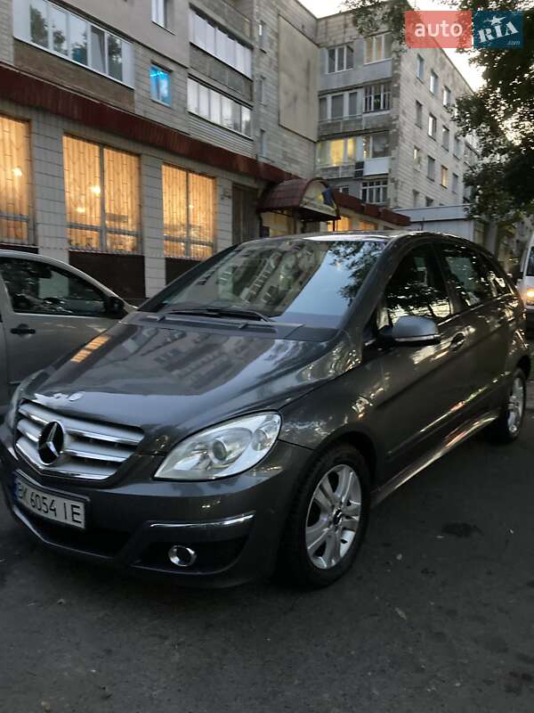 Хэтчбек Mercedes-Benz B-Class 2008 в Ровно фото 6 Хэтчбек Mercedes-Benz B-Class 2008 в Ровно