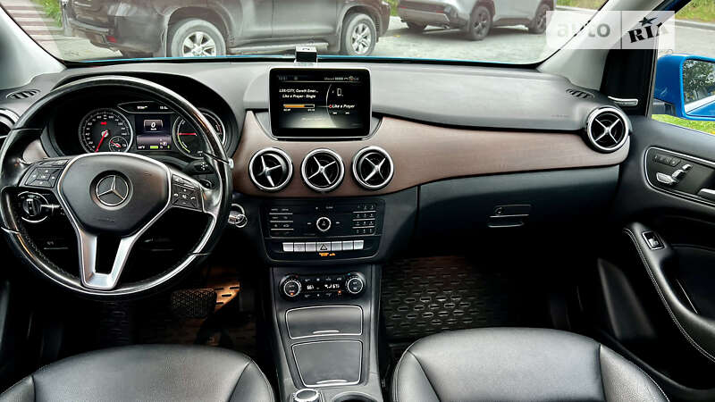 Хэтчбек Mercedes-Benz B-Class 2015 в Львове