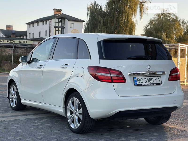 Хэтчбек Mercedes-Benz B-Class 2016 в Львове фото 7 Хэтчбек Mercedes-Benz B-Class 2016 в Львове