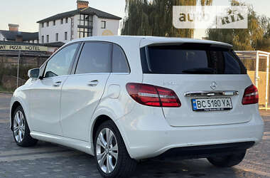 Хэтчбек Mercedes-Benz B-Class 2016 в 