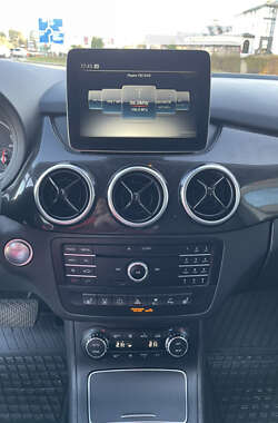 Хэтчбек Mercedes-Benz B-Class 2016 в 