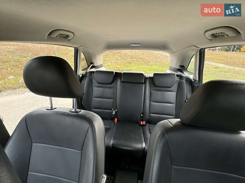 Хэтчбек Mercedes-Benz B-Class 2011 в Вараше