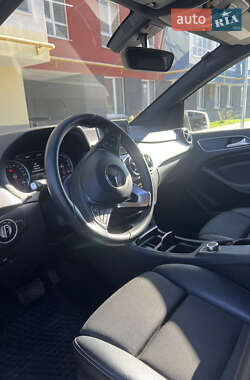Хэтчбек Mercedes-Benz B-Class 2015 в 