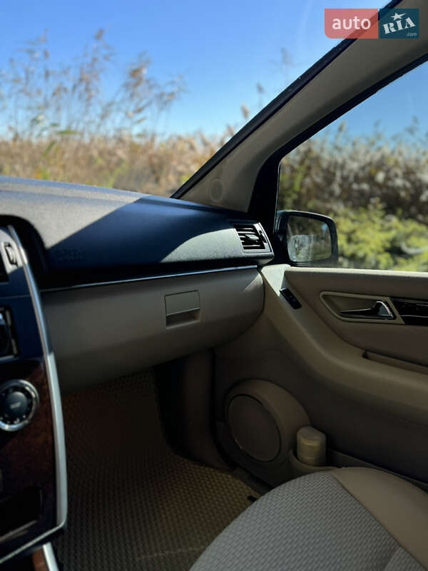 Хэтчбек Mercedes-Benz B-Class 2008 в Гайвороне