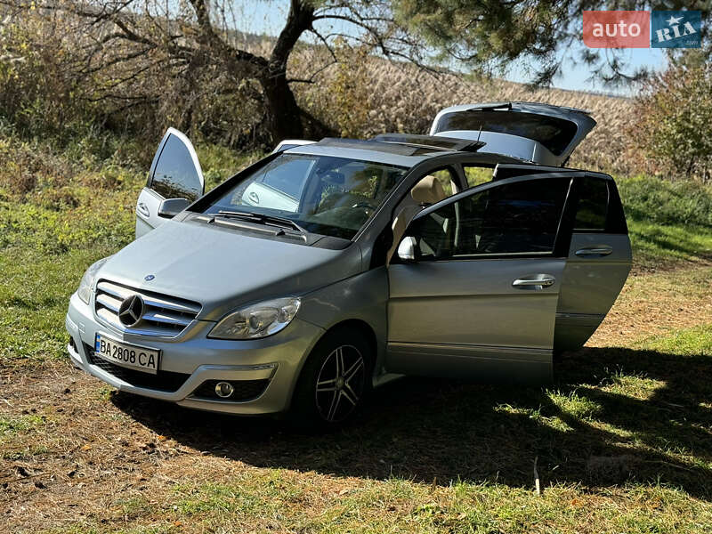 Хэтчбек Mercedes-Benz B-Class 2008 в Гайвороне