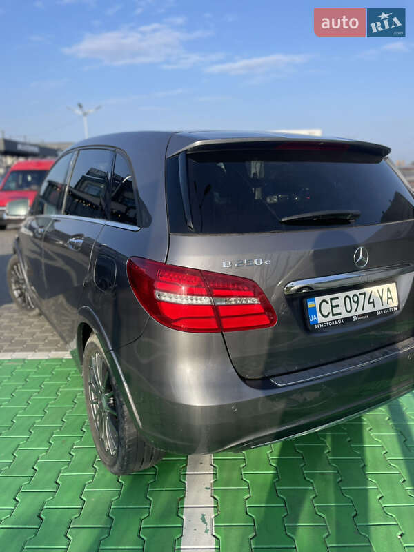 Хетчбек Mercedes-Benz B-Class 2016 в Чернівцях
