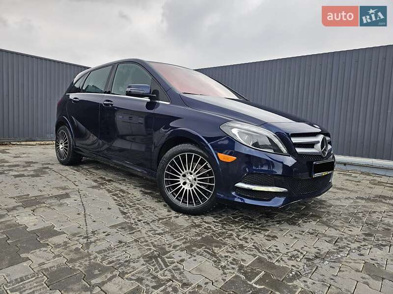 Хетчбек Mercedes-Benz B-Class 2016 в Чернівцях