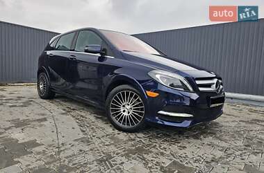 Хэтчбек Mercedes-Benz B-Class 2016 в 