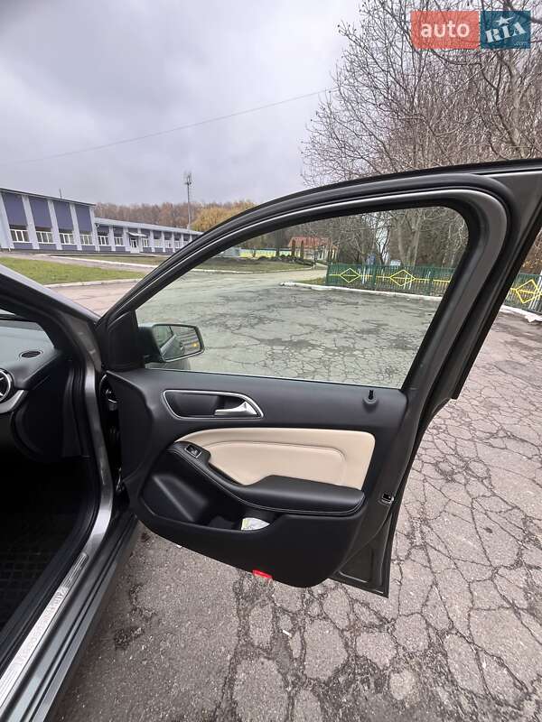 Хэтчбек Mercedes-Benz B-Class 2016 в Тернополе