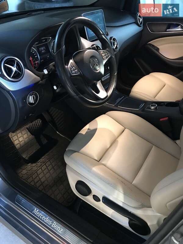 Хэтчбек Mercedes-Benz B-Class 2016 в Тернополе