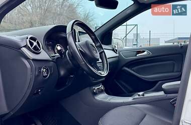 Хэтчбек Mercedes-Benz B-Class 2015 в Запорожье