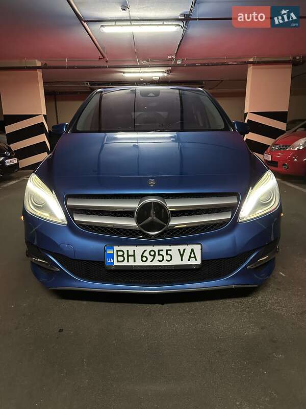 Хэтчбек Mercedes-Benz B-Class 2015 в Одессе