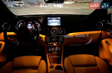 Хэтчбек Mercedes-Benz B-Class 2016 в 
