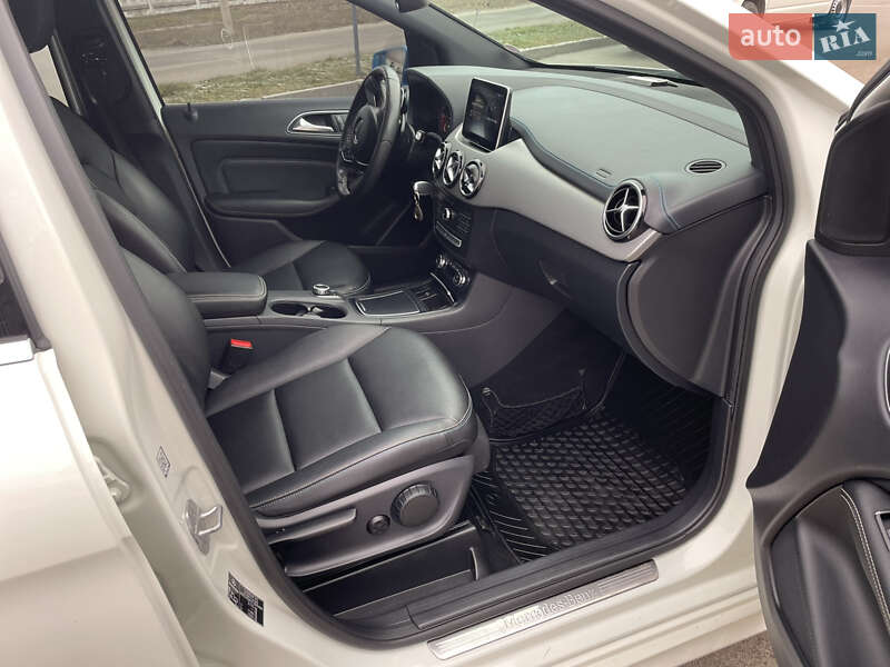 Хетчбек Mercedes-Benz B-Class 2015 в Рівному фото 12 Хетчбек Mercedes-Benz B-Class 2015 в Рівному