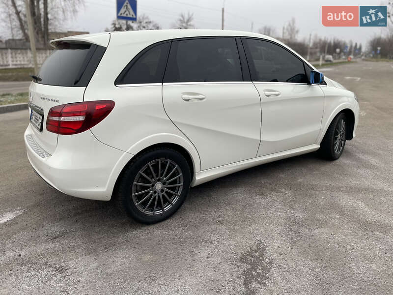 Хетчбек Mercedes-Benz B-Class 2015 в Рівному фото 26 Хетчбек Mercedes-Benz B-Class 2015 в Рівному