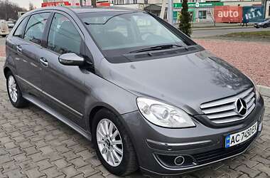 Хэтчбек Mercedes-Benz B-Class 2008 в 