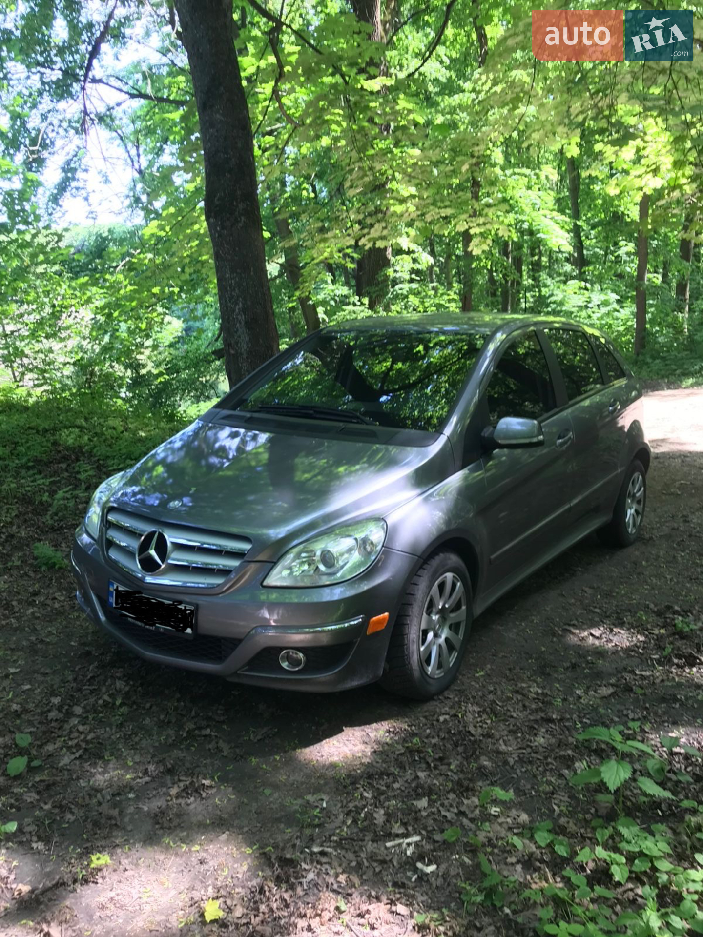 Mercedes-Benz B-Class 2011