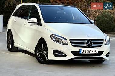 Хэтчбек Mercedes-Benz B-Class 2015 в 