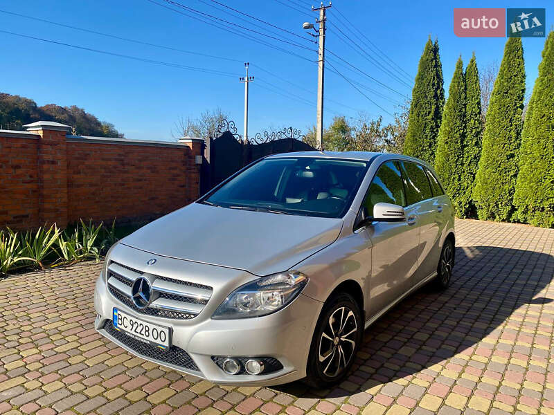 Mercedes-Benz B-Class 2012