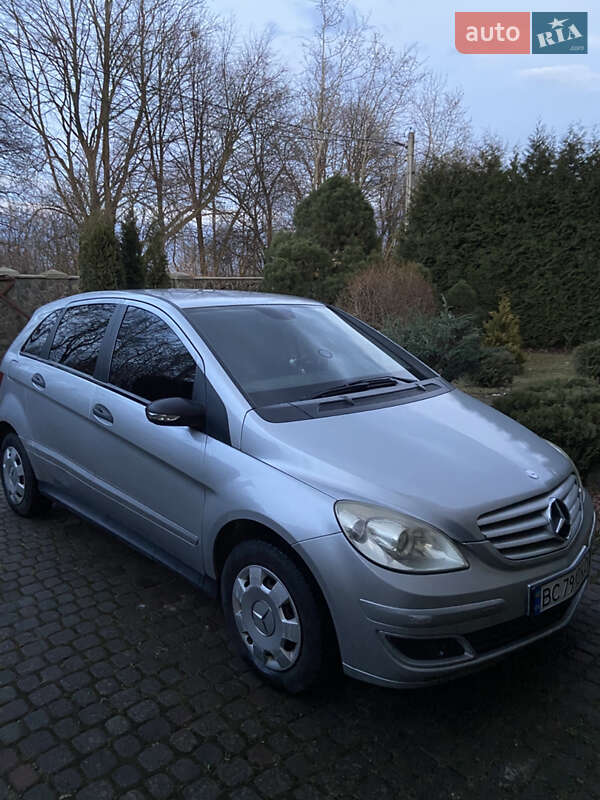 Хэтчбек Mercedes-Benz B-Class 2006 в 
