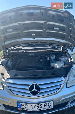 Хэтчбек Mercedes-Benz B-Class 2008 в 