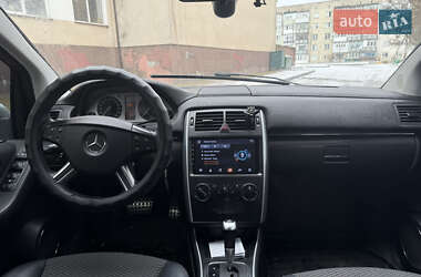 Хэтчбек Mercedes-Benz B-Class 2010 в Звягеле