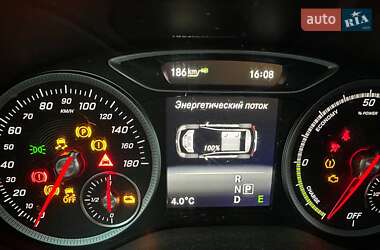 Хэтчбек Mercedes-Benz B-Class 2016 в 