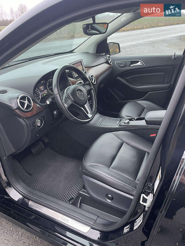 Хэтчбек Mercedes-Benz B-Class 2014 в Коростене