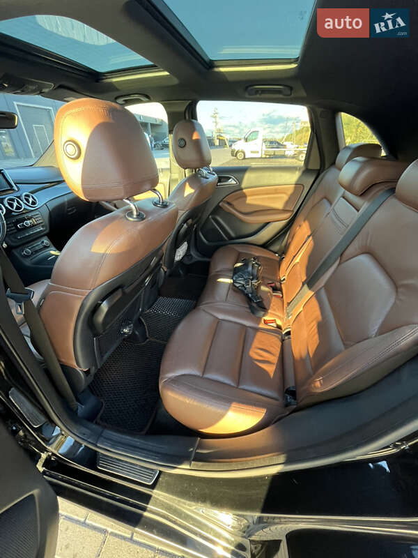 Хэтчбек Mercedes-Benz B-Class 2012 в Радехове