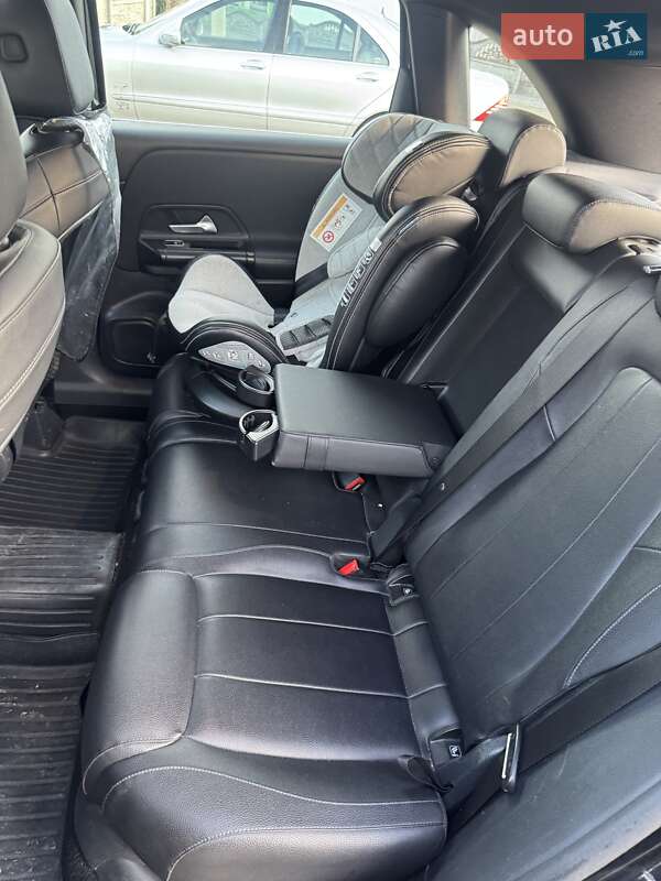 Хэтчбек Mercedes-Benz B-Class 2019 в Кицмани фото 33 Хэтчбек Mercedes-Benz B-Class 2019 в Кицмани