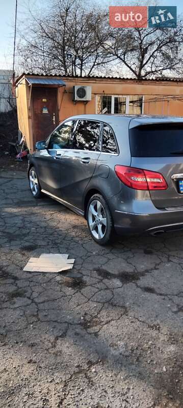 Хэтчбек Mercedes-Benz B-Class 2013 в Черновцах