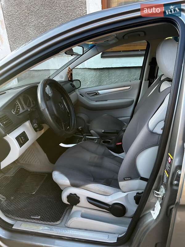Хэтчбек Mercedes-Benz B-Class 2005 в Хусте