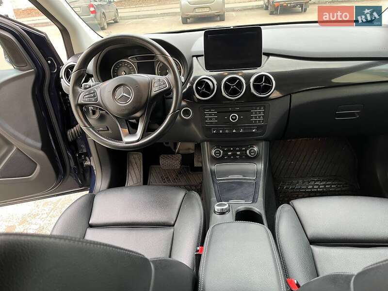 Хетчбек Mercedes-Benz B-Class 2016 в Житомирі