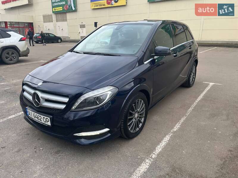 Хетчбек Mercedes-Benz B-Class 2016 в Житомирі