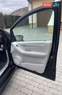 Хэтчбек Mercedes-Benz B-Class 2007 в 