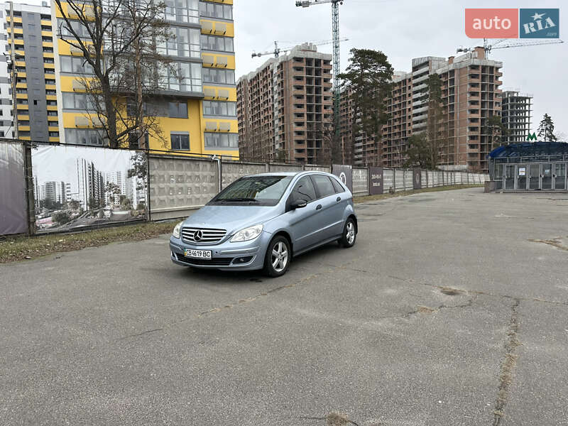 Хетчбек Mercedes-Benz B-Class 2006 в Києві фото 26 Хетчбек Mercedes-Benz B-Class 2006 в Києві