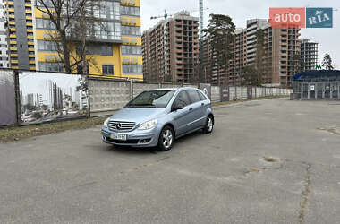 Хэтчбек Mercedes-Benz B-Class 2006 в 