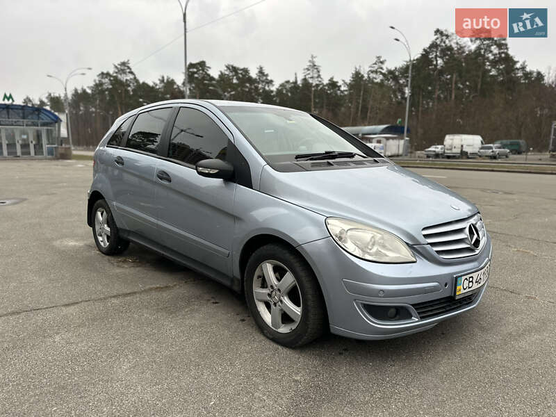 Хетчбек Mercedes-Benz B-Class 2006 в Києві фото 7 Хетчбек Mercedes-Benz B-Class 2006 в Києві
