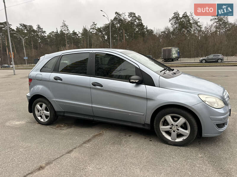 Хетчбек Mercedes-Benz B-Class 2006 в Києві фото 70 Хетчбек Mercedes-Benz B-Class 2006 в Києві
