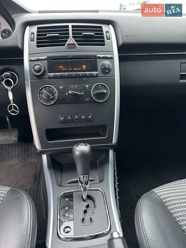 Хетчбек Mercedes-Benz B-Class 2006 в Києві фото 85 Хетчбек Mercedes-Benz B-Class 2006 в Києві