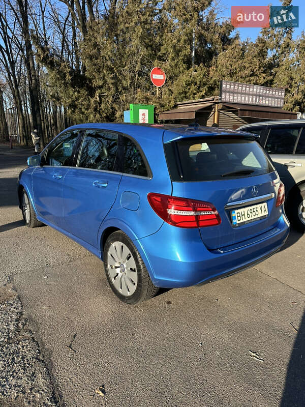 Хэтчбек Mercedes-Benz B-Class 2015 в Одессе