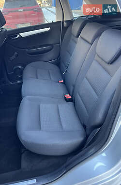 Хэтчбек Mercedes-Benz B-Class 2008 в 