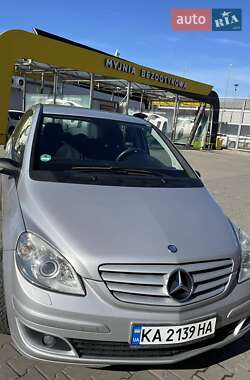 Хэтчбек Mercedes-Benz B-Class 2006 в 