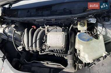 Хэтчбек Mercedes-Benz B-Class 2006 в 