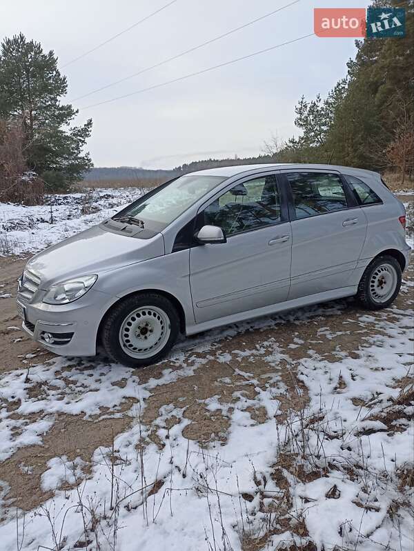 Хэтчбек Mercedes-Benz B-Class 2009 в Киеве