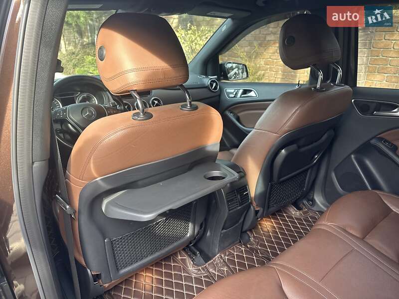 Хэтчбек Mercedes-Benz B-Class 2016 в Киеве