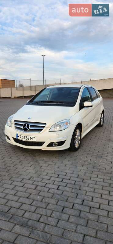 Хетчбек Mercedes-Benz B-Class 2011 в Львові