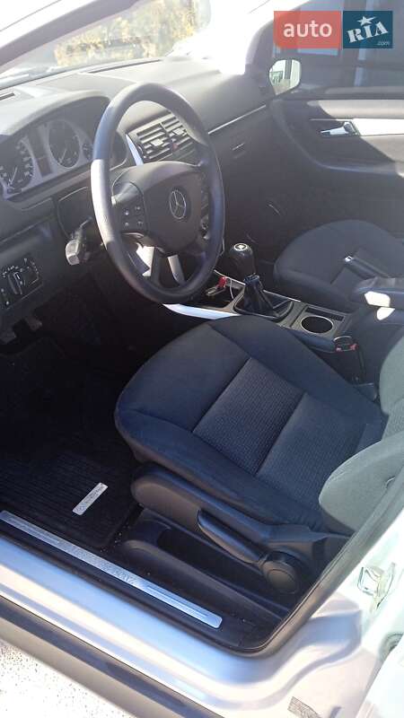 Хэтчбек Mercedes-Benz B-Class 2006 в Киеве